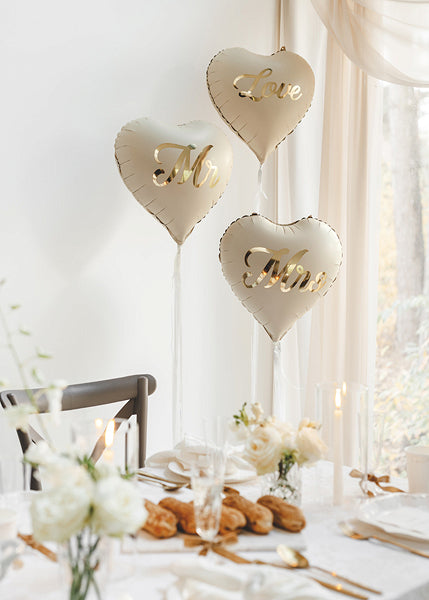 Love Heart Foil Balloon 18 in. PartyDeco USA