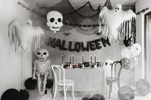 Skull Foil Balloon 18 in. PartyDeco USA