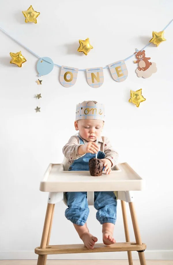 CHAIR BANNER AND CROWN TEDDY BEAR (50X20.5CM) (1.6M) PARTY DECO