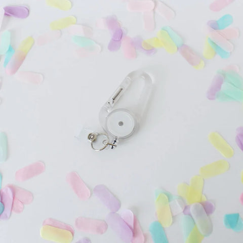 CARABINER SCISSOR REEL CLEAR - RETRACTABLE SCISSOR HOLDER