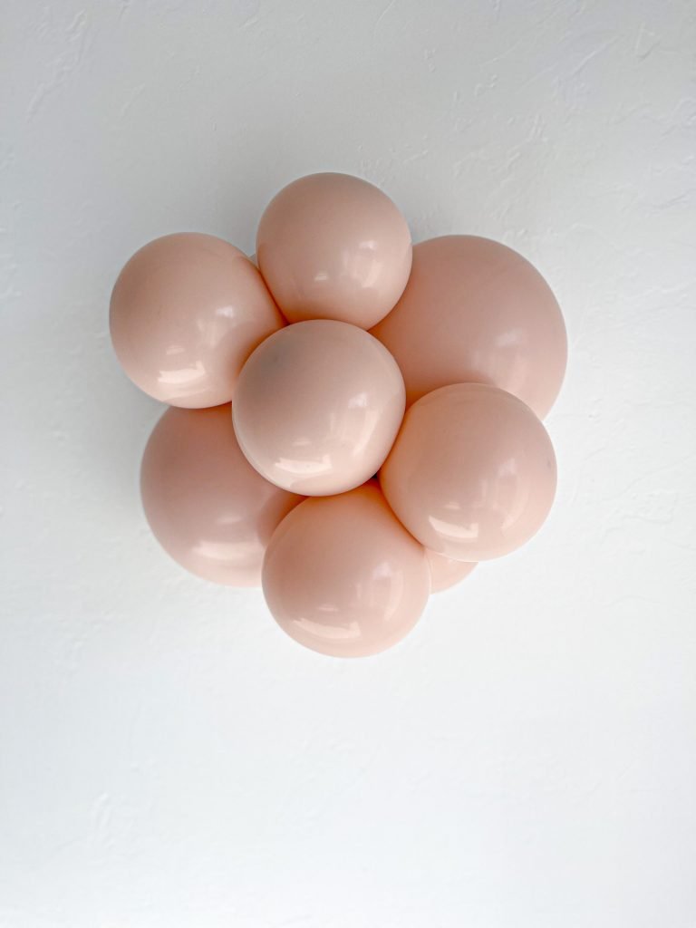 TUFTEX | Designer Balloon Cameo - 17 in.