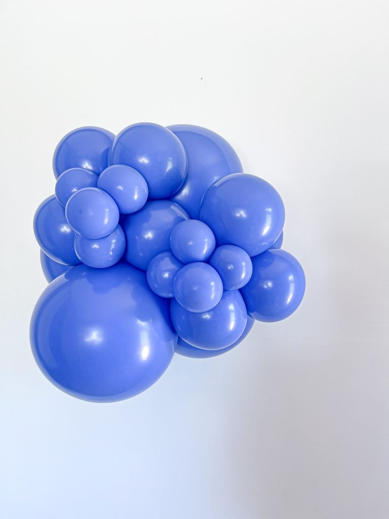 TUFTEX | Designer Balloon Peri - 11 in.
