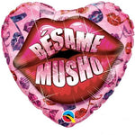Besame Musho Red Lips Heart 18"